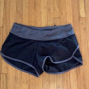 Lululemon Speed Up Short 2.5